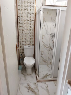 Basic Studio, Garden View | Bathroom - KUMCAĞIZ NAİL PANSİYON (Kandıra)
