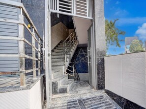 House | Reception - Townhouse Oak Panki Panchmukhi Hanuman (Kanpur)