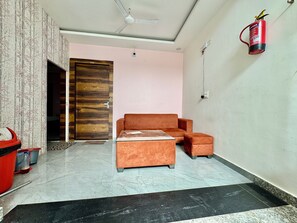 Living area - Maa Durga Dham (Vrindavan)