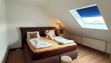 3 Schlafzimmer, Internetzugang, Bettwäsche