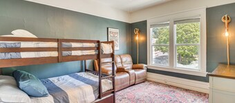 Historic Home in Downtown Sonora!