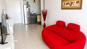 Living area - T2 sea view 200m from the beach (Les Trois-Îlets)