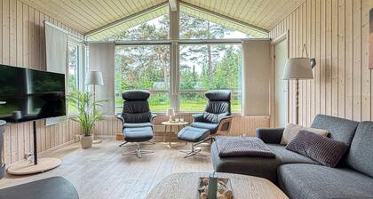 Amazing home in Hals with sauna