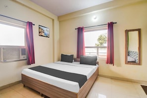 Room - Hotel Radhe Radhe Near Jaipur Airport (Jaipur)
