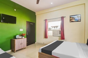 Room - Hotel Radhe Radhe Near Jaipur Airport (Jaipur)