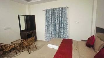 Deluxe Room | Free WiFi
