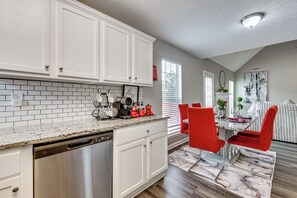 Dining - Family-Friendly Home w/ Yard in Locust Grove! (Locust Grove)