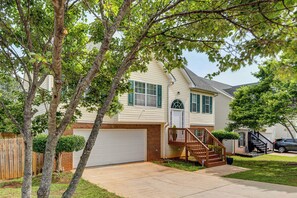 Exterior - Family-Friendly Home w/ Yard in Locust Grove! (Locust Grove)