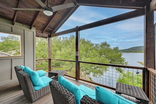 Fishing Dock & Mtn Views! Buchanan Lake Family Gem