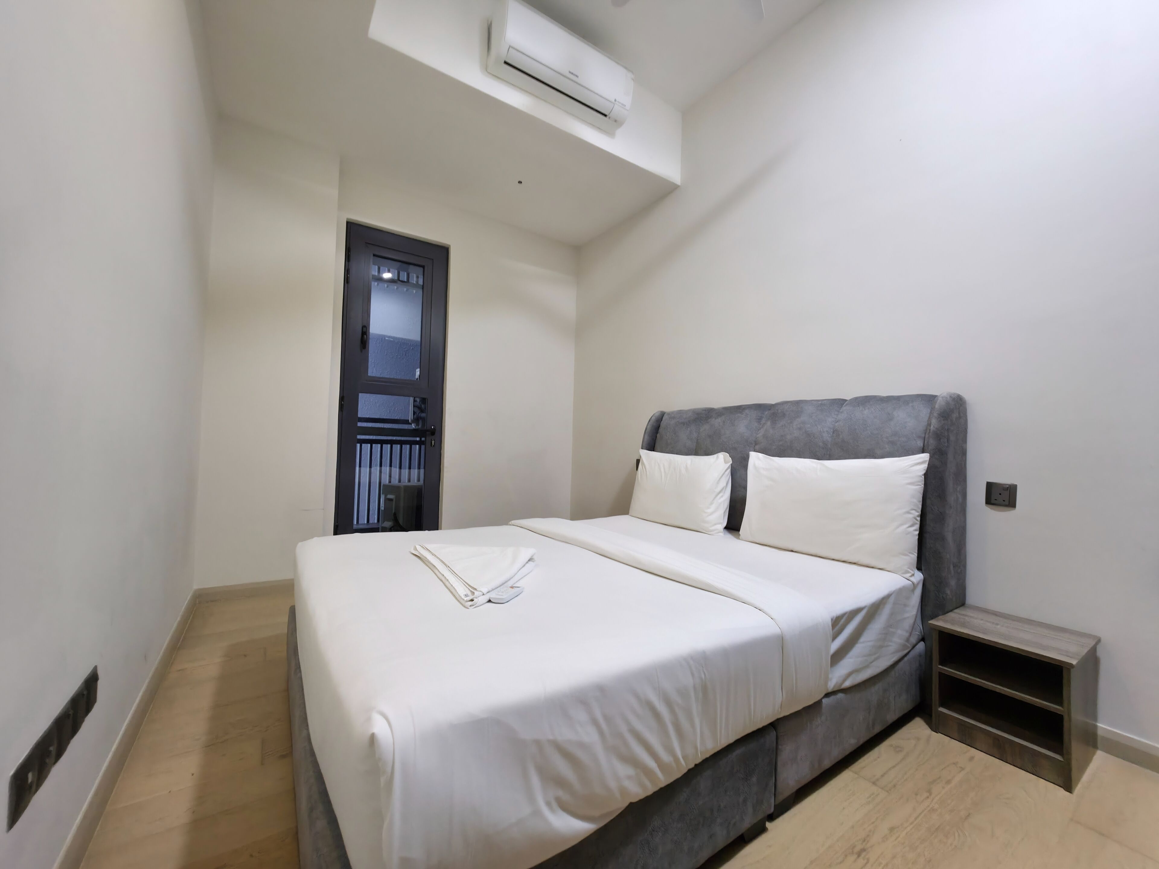 In-room safe, desk, blackout drapes, soundproofing