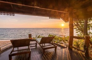 Terrace/patio - Ting Rai Bay Resort (Nuea Khlong)