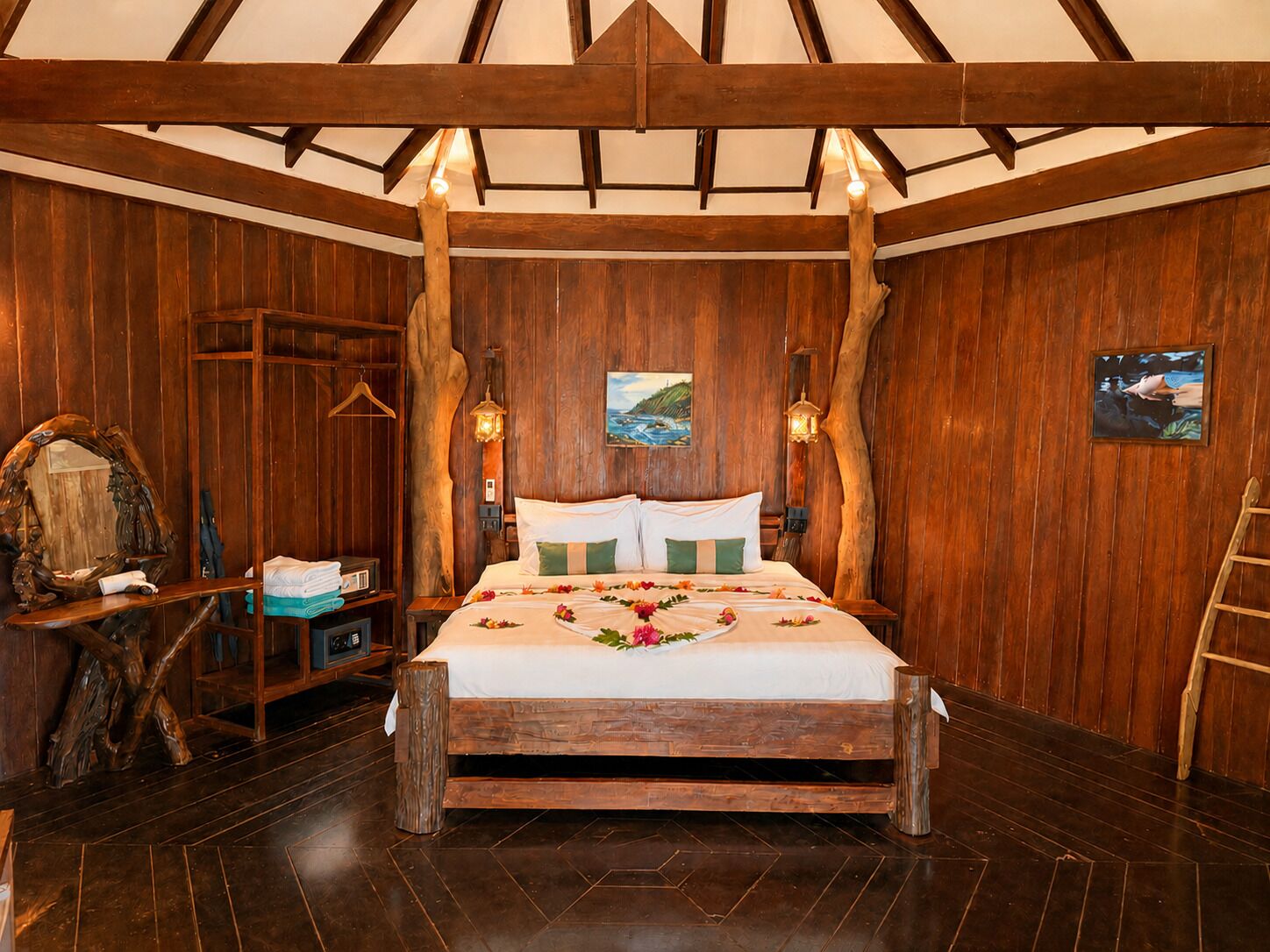 Deluxe Bungalow, Balcony, Sea View | Blackout drapes, WiFi (free), bed sheets