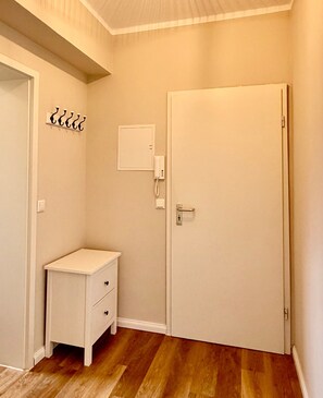 Interior - Apartment 'Ostsee-Glück' with Sea View, Balcony and Wi-Fi (Lübeck)