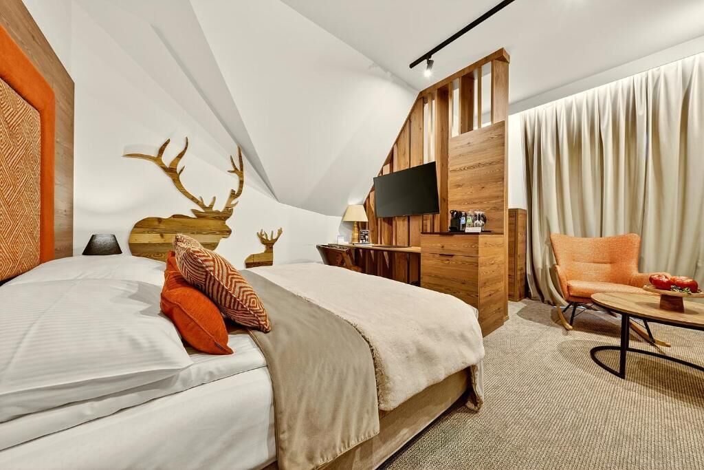 In-room safe, iron/ironing board, free WiFi