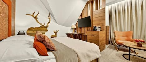 In-room safe, iron/ironing board, free WiFi