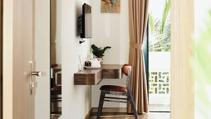 Ảnh chưa phân loại, 5 trong số 64 ảnh, nút