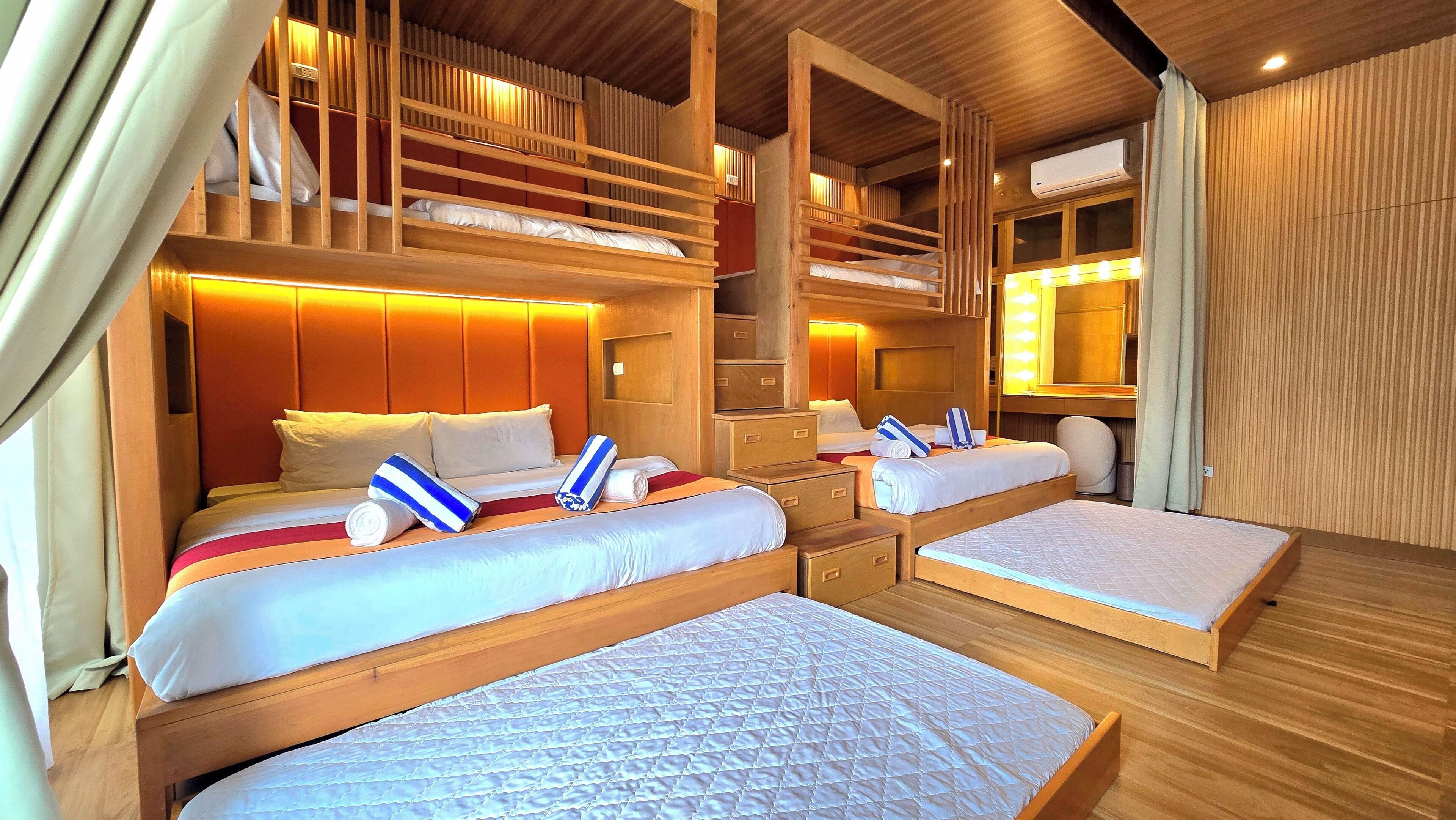 Family Villa | Free WiFi, bed sheets, wheelchair access
