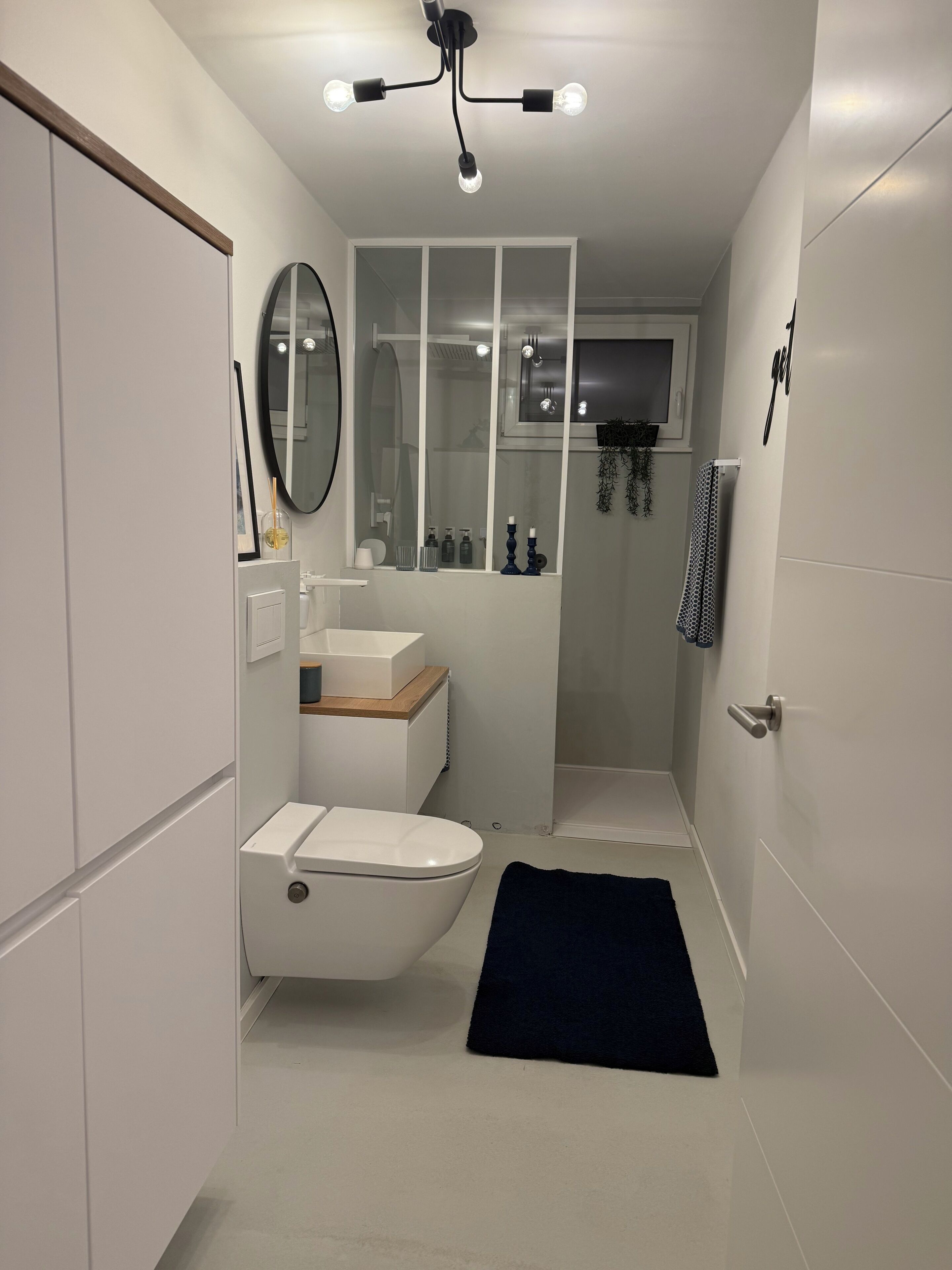 Dusche, Haartrockner, Bidet, Handtücher