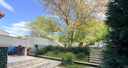 Kron Garden Retreat