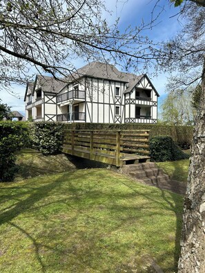 Exterior - Vrbo Property (Cabourg)
