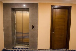 Interior - Hotel Dekiling by Eastlynn Collections (Leh)
