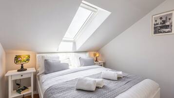 2 slaapkamers, een strijkplank/strijkijzer, wifi, beddengoed