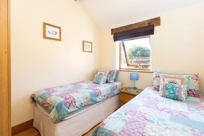 2 bedrooms, iron/ironing board, travel cot, WiFi