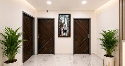 Mauryan Signature Hotel NHPC Metro
