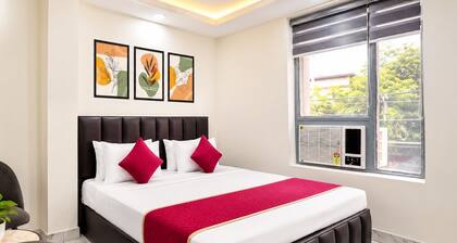 Mauryan Signature Hotel NHPC Metro