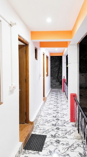 Interior - Hotel Shrigangalok Near Gangotri Temple (Bhatwari)