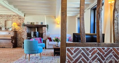 House, pets allowed, quiet - 11 guests
