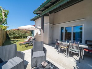 Outdoor dining - House near center - 6 guests (Biscarrosse)