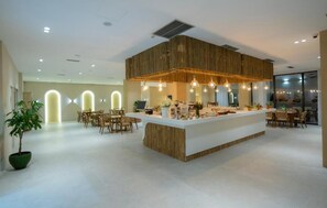 Dining - Great White Hotel (Shëngjin)