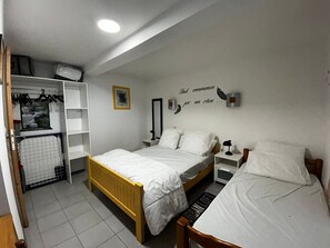 Free WiFi - T2 Apartment with garden, parking - La Roche-Posay (La Roche-Posay)