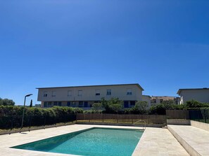Pool - Ground floor apartment with AC - 4 guests (Antibes)