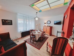 Dining - Single-story house in nature's heart - 6 guests (SOMAIN)