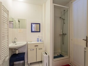 Bathroom - Charming studio in the heart of St Jean de Luz (Saint-Jean-de-Luz)