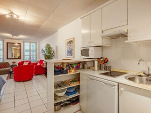 Private kitchen - Charming studio in the heart of St Jean de Luz (Saint-Jean-de-Luz)