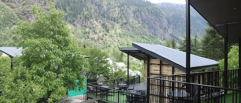 Panoramic Room | Balcony view