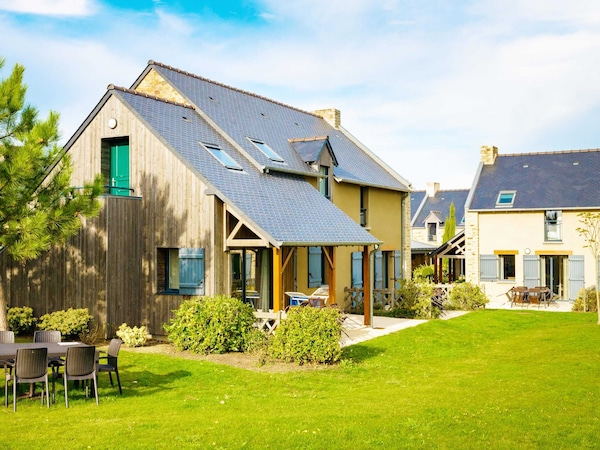 Breton Duplex Cottage Retreat - Cancale