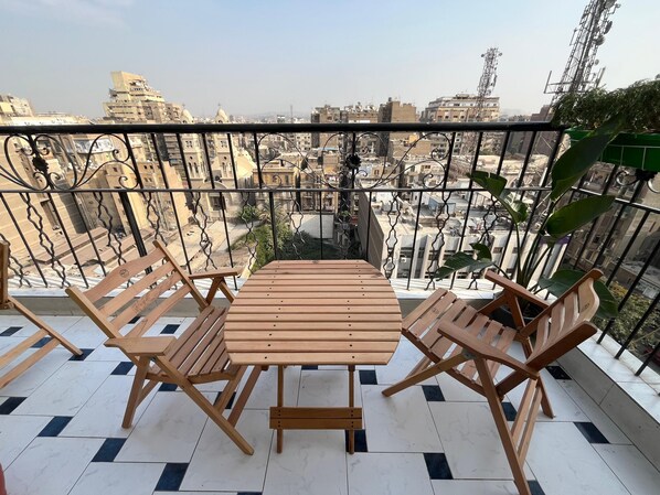 Shared Dormitory, Mixed Dorm, Shared Bathroom | Property grounds - Green Hostel (Cairo)