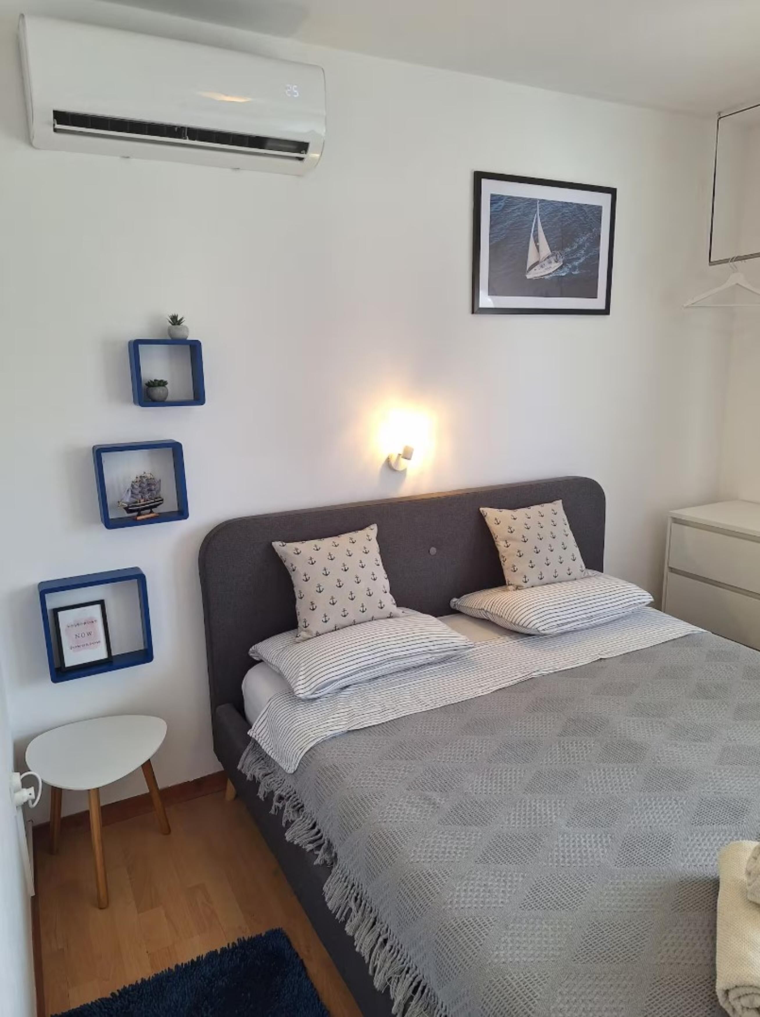 Room, Balcony | Free WiFi, bed sheets