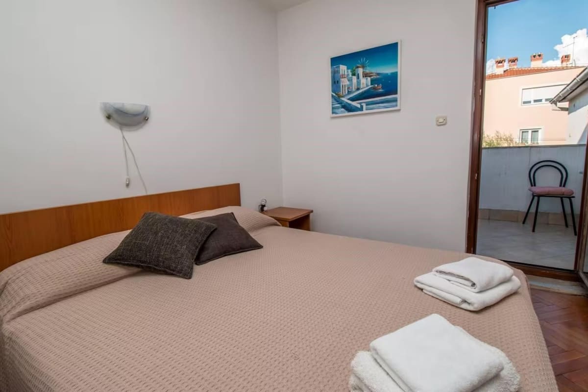 Double Room, Balcony | Free WiFi, bed sheets