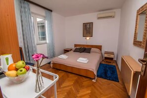 Free WiFi, bed sheets - Rooms and Studio Salvi (Rovinj)