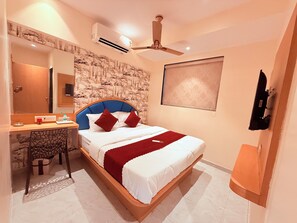 Laptop workspace, free WiFi - Radhe Residency MIDC Taloja  (Mumbai)