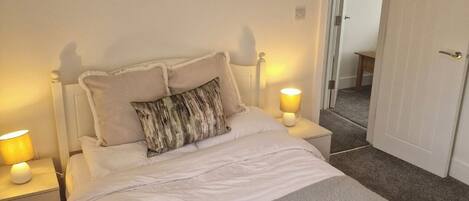 Comfort House, Garden View | Iron/ironing board, free WiFi