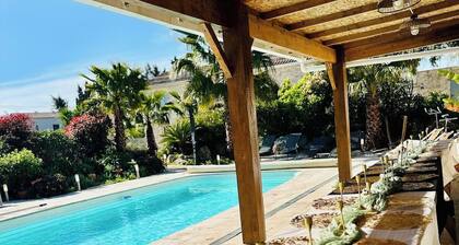 "Le Clos De Pierres" up to 28 Pers Swimming pool Sauna