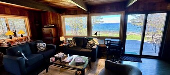 Water's Edge Cottage - New 2026!
