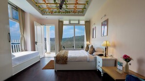 룸 (Valley View Room)