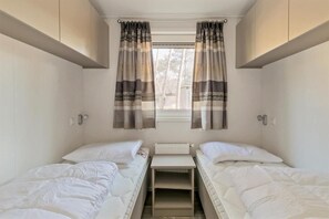 Room - Vrbo Property (Hardenberg)